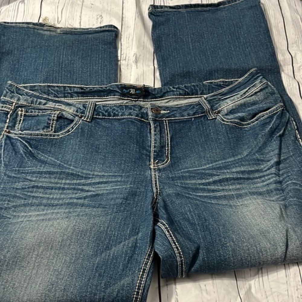 Royal Blue bootcut women’s denim jeans 21x32